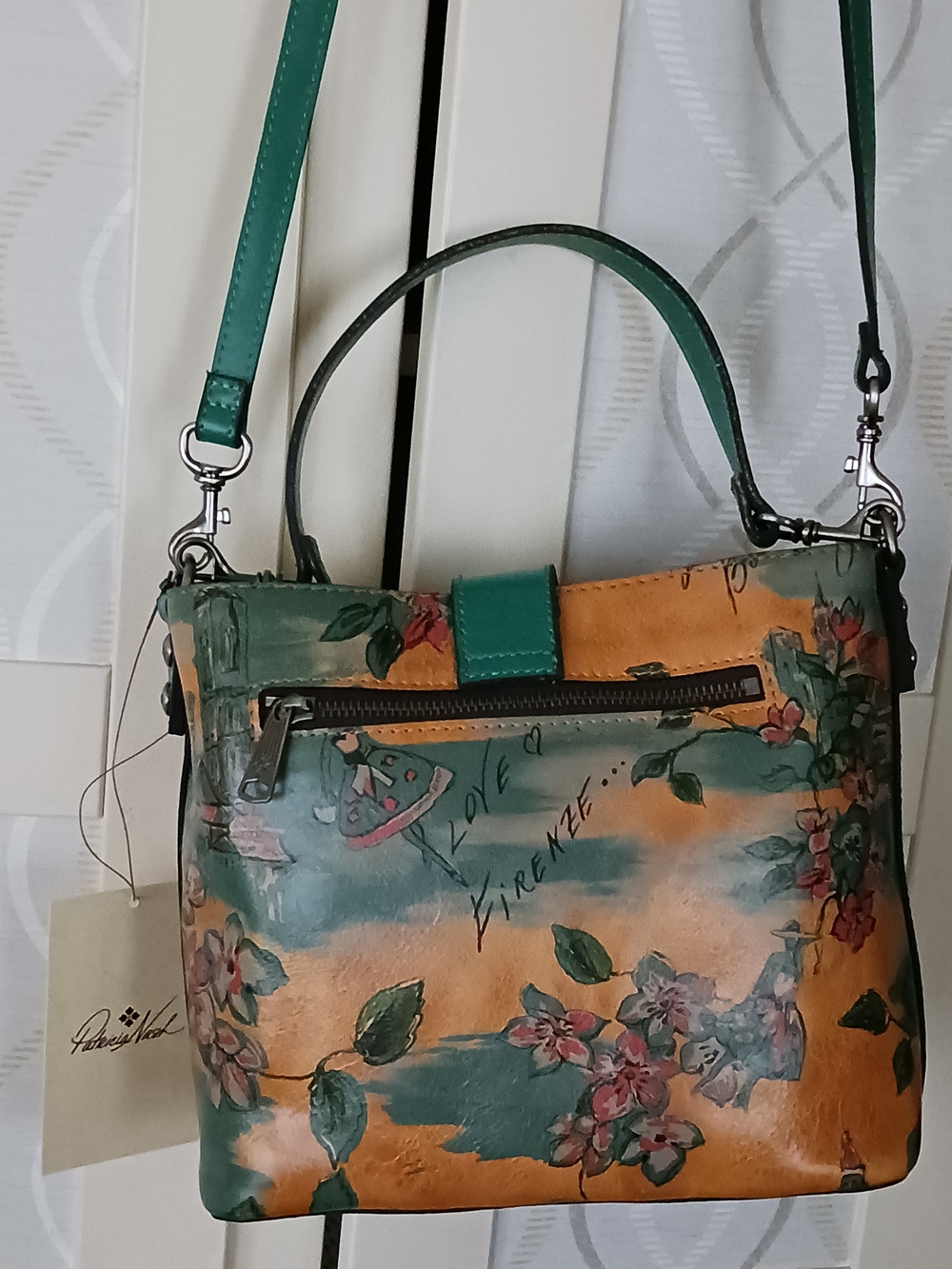 Patricia Nash Irving Leather Bucket Crossbody Bag from Beautiful Girl Collection - Picture 10 of 16